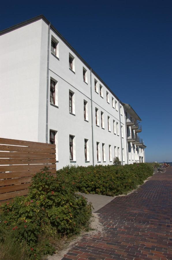 Gaestehaus Germania ヴァンガーオーゲ エクステリア 写真